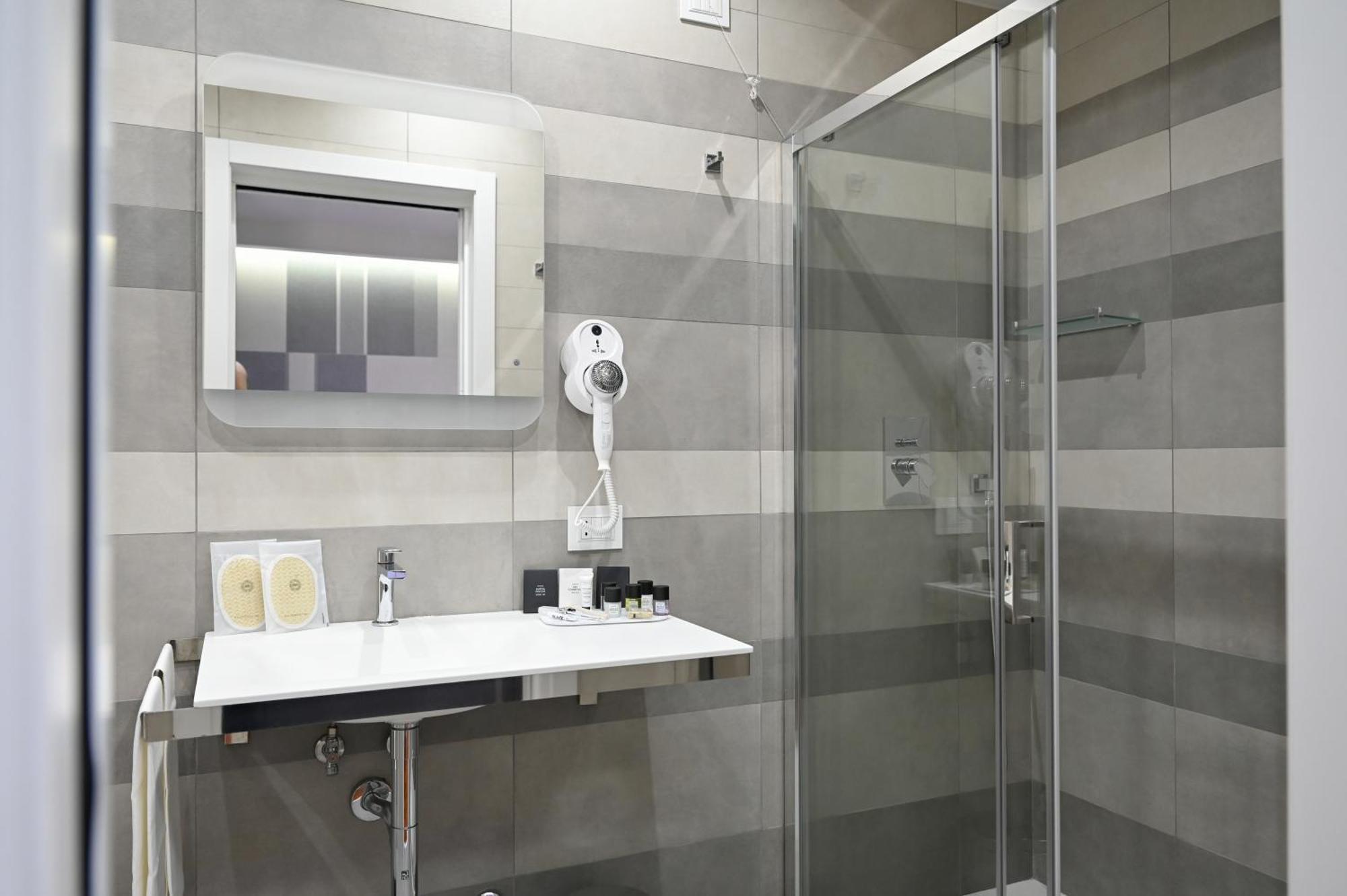 Hotel Hypnos San Giorgio del Sannio Bagian luar foto